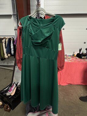 Emerald Green Retro Pinup Swing Dress Draped Sweetheart Neckline